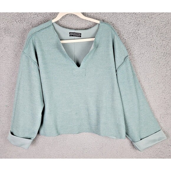 Urban Outfitters Womens Top L  Green Pullover V-Neck Reverse Seam Ribbed Texture - Picture 1 of 15